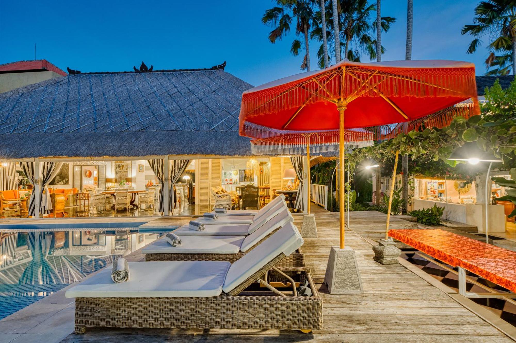 Villa Kalis, 10 Bedroom Family And Group Villa Seminyak Eksteriør billede