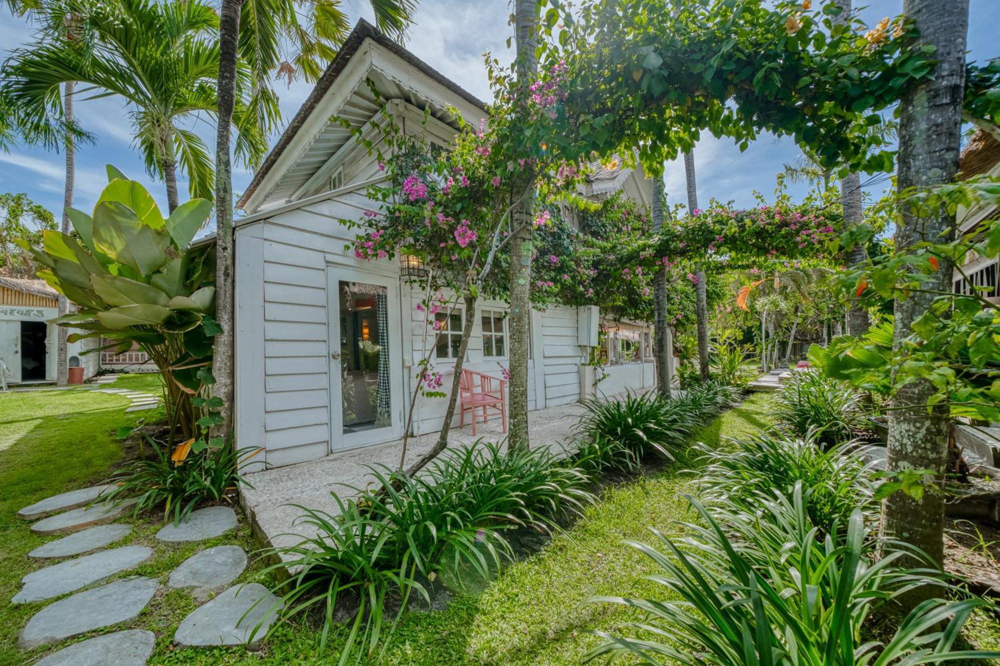 Villa Kalis, 10 Bedroom Family And Group Villa Seminyak Eksteriør billede