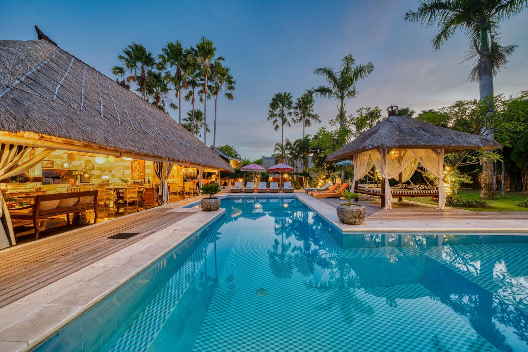 Villa Kalis, 10 Bedroom Family And Group Villa Seminyak Eksteriør billede