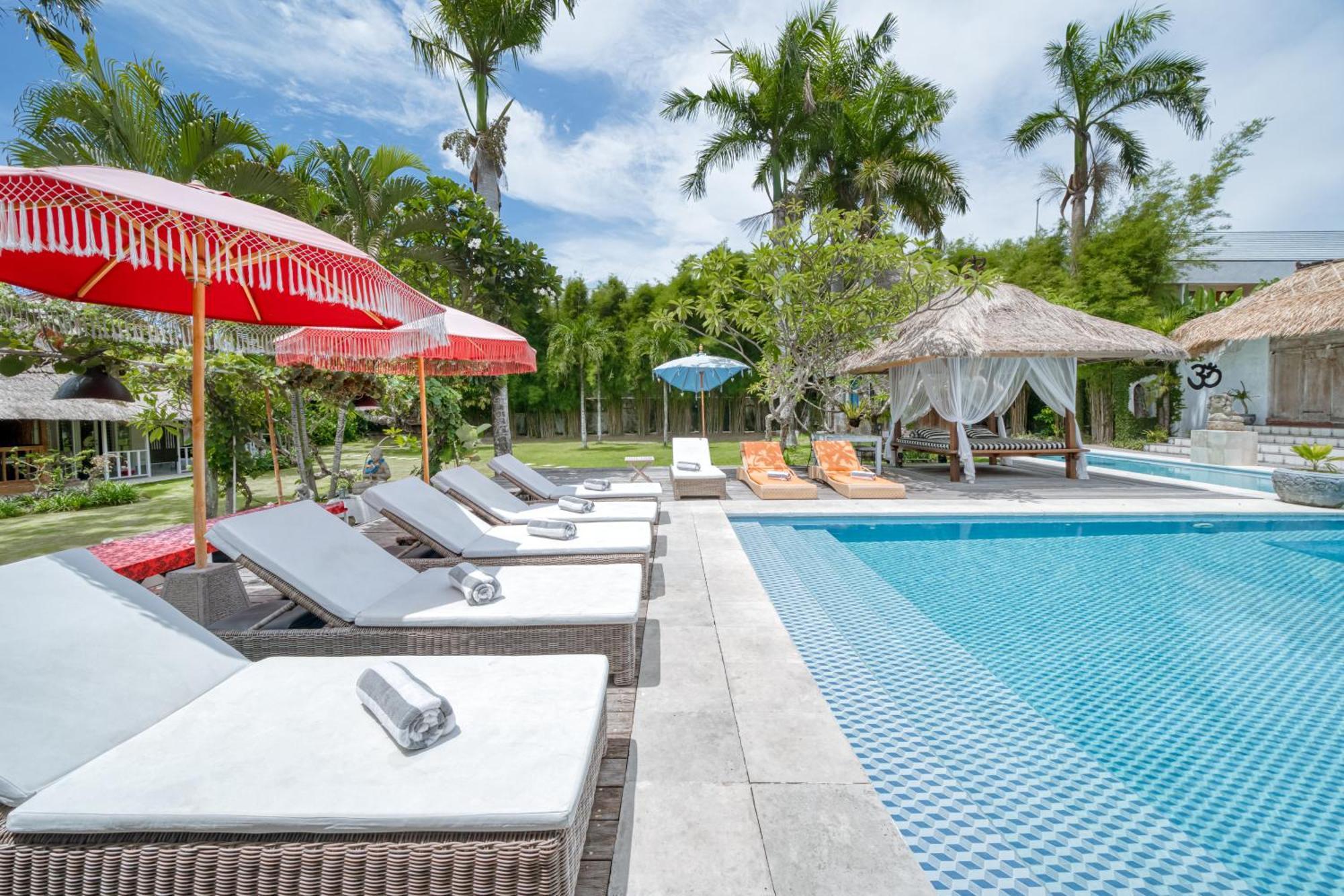 Villa Kalis, 10 Bedroom Family And Group Villa Seminyak Eksteriør billede