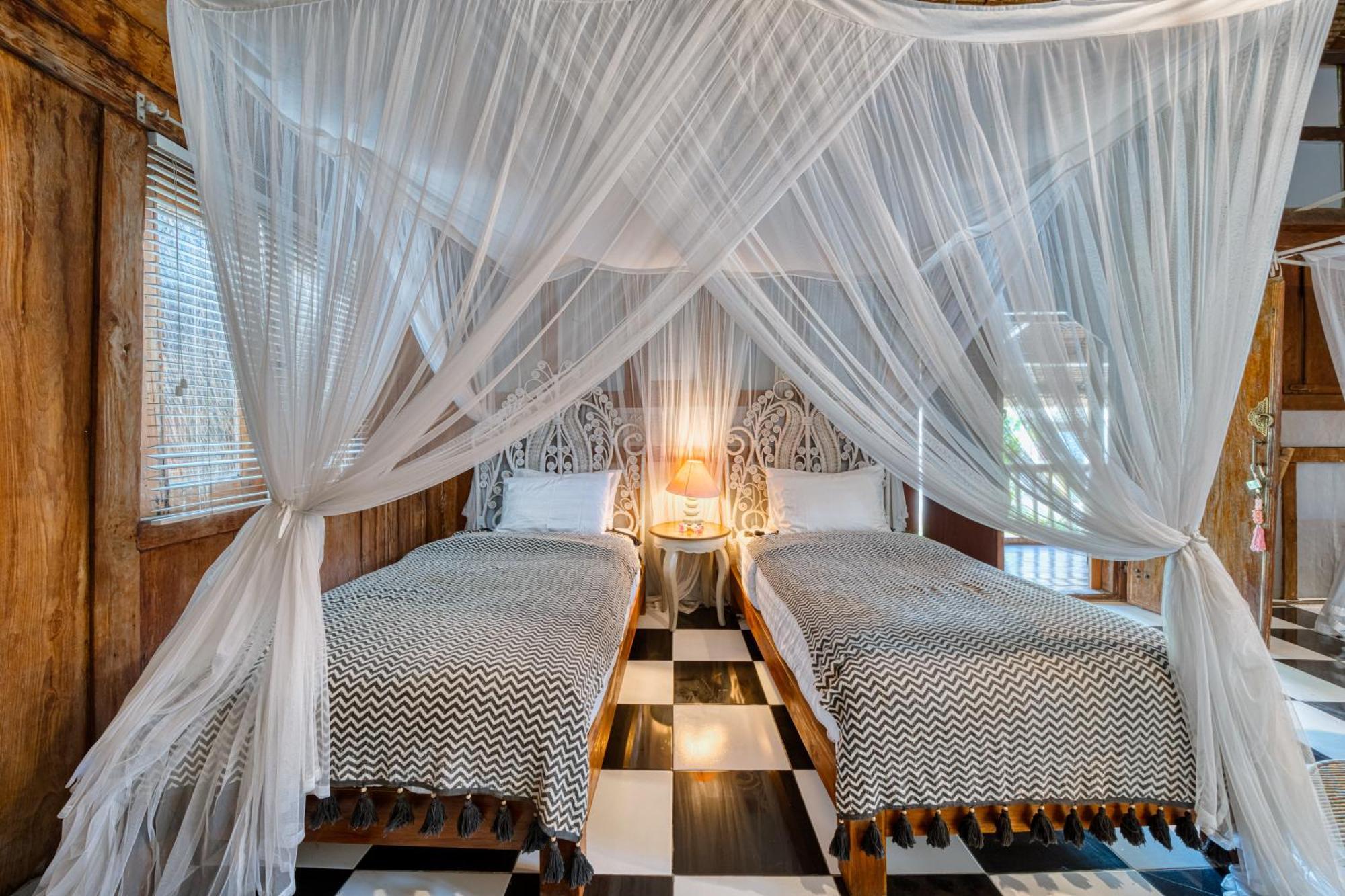 Villa Kalis, 10 Bedroom Family And Group Villa Seminyak Eksteriør billede