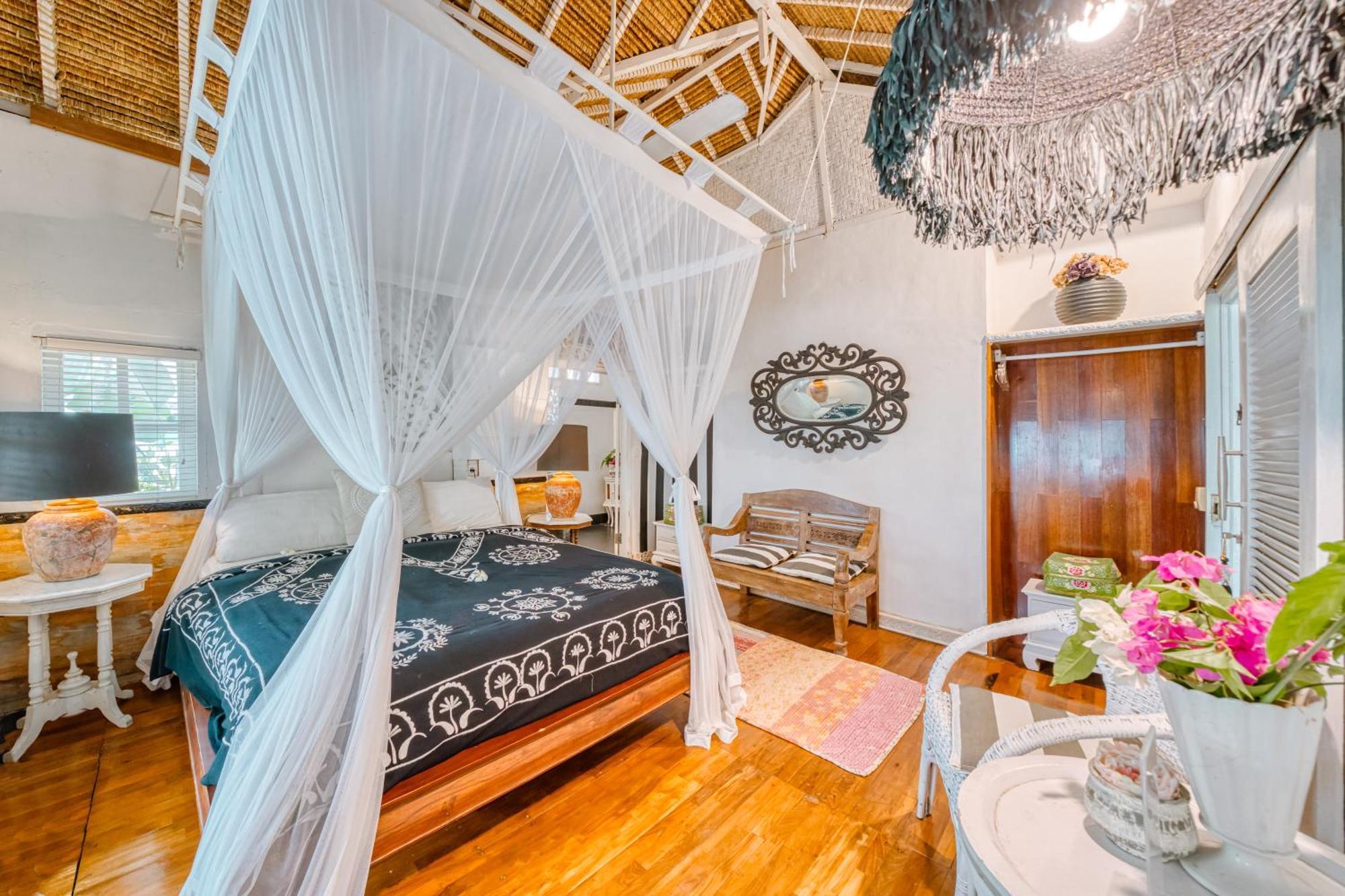 Villa Kalis, 10 Bedroom Family And Group Villa Seminyak Eksteriør billede