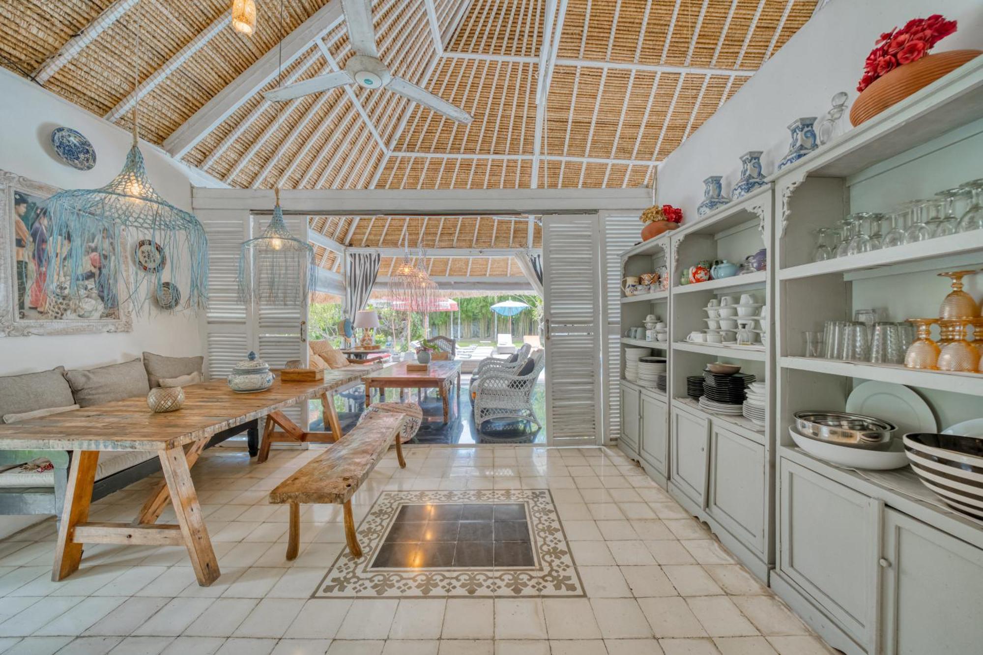 Villa Kalis, 10 Bedroom Family And Group Villa Seminyak Eksteriør billede